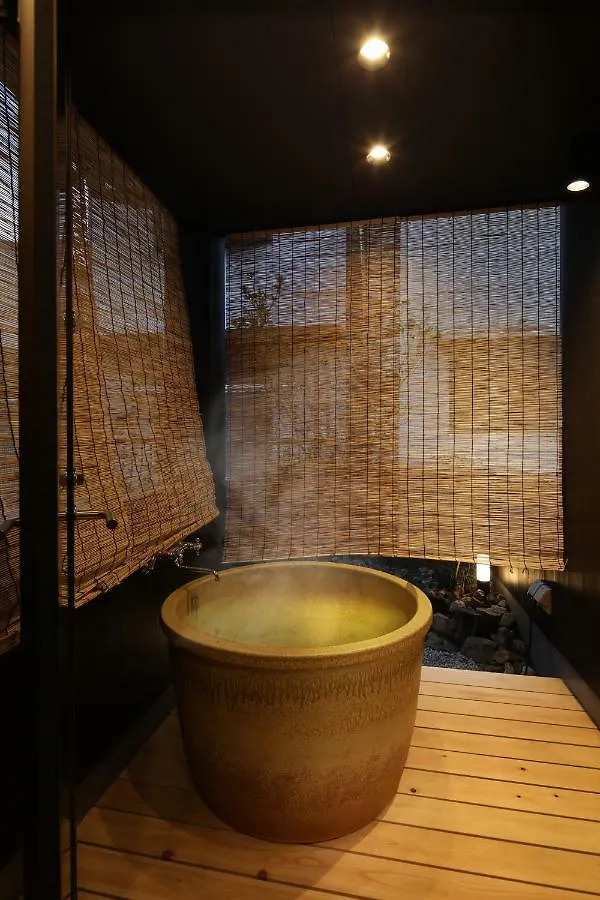 Kanade Kyoto-Hachijoguchi Apartment