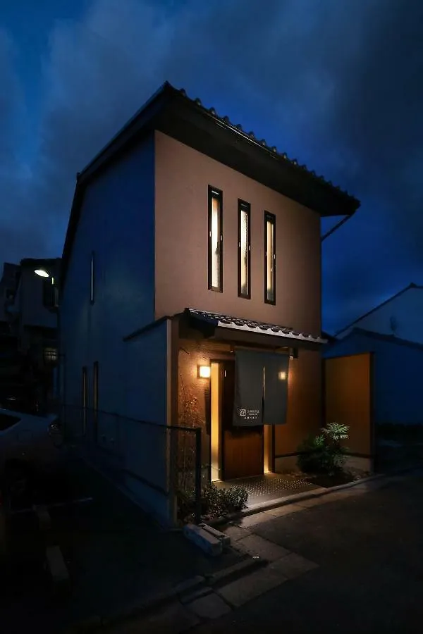Kanade Kyoto-Hachijoguchi Apartment Kyoto